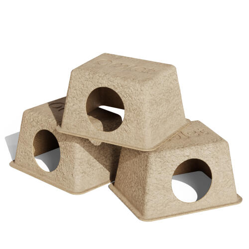 Förpackning om tre komposterbara gömmor med hamster