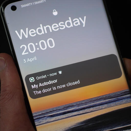 Närbild av Omlet appavisering på en smartphone