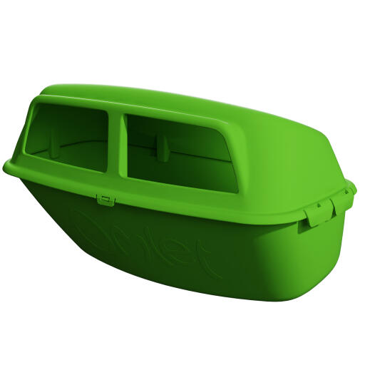 Grön Eglu Go kycklingmatare designad av Omlet