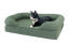 Omlet skumgummisäng för katter i salviagrön med katt som ligger på den